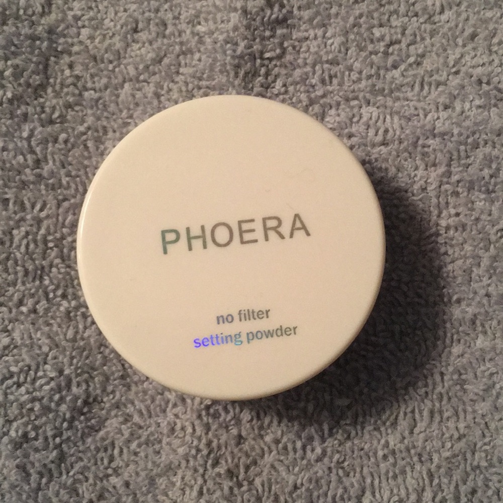 Phoera setting powder. - translucent